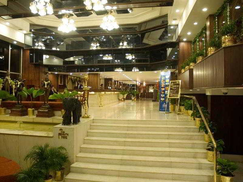 The South Park Hotel Thiruvananthapuram Εξωτερικό φωτογραφία